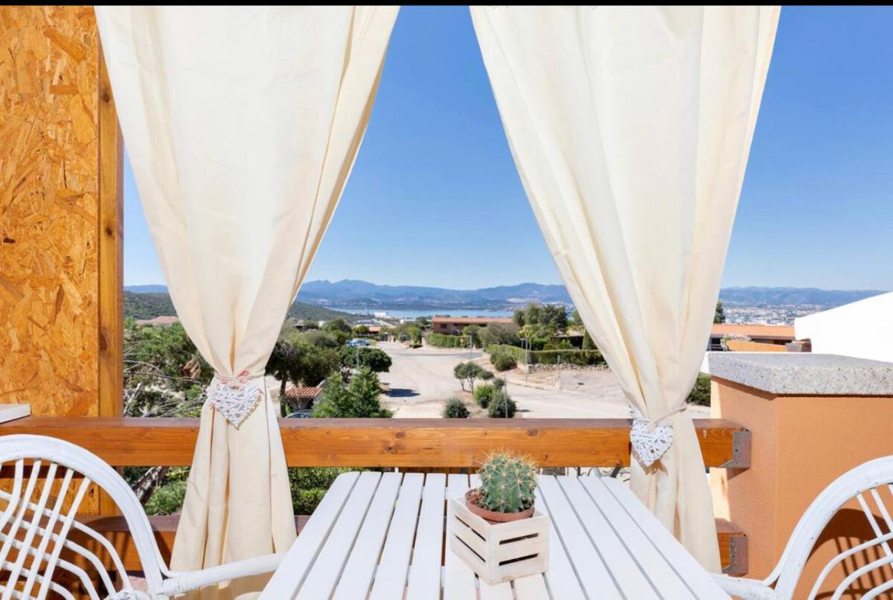 Casa Sharon Appartamento Vista Mare Ad Olbia Exterior foto