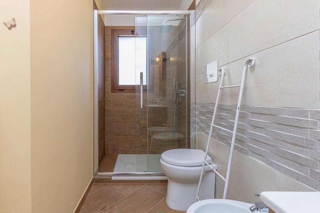Casa Sharon Appartamento Vista Mare Ad Olbia Exterior foto
